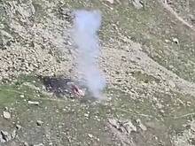 Вертолет разбился в швейцарских Альпах и попал на видео