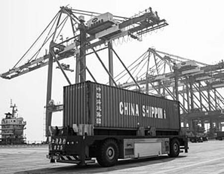 Китайские портовики скупают Европу