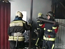 В Курской области огнеборцы спасли от пожара жилой дом и автомобиль