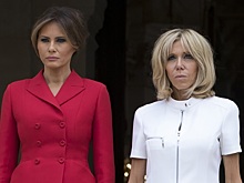 Брижит Макрон в мини-платье затмила Меланию Трамп