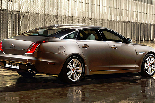 Следующее поколение Jaguar XJ задерживается