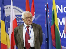 Компания РУСАЛ поздравляет с 85-летием доктора химических наук, профессора кафедры металлургии цветных металлов СФУ Петра Полякова