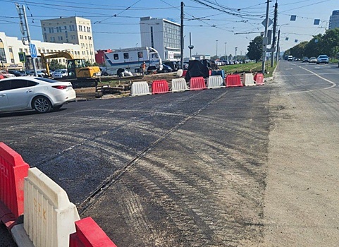 Трамвайные пути обновили на пересечении проспектов Ленина и Кирова