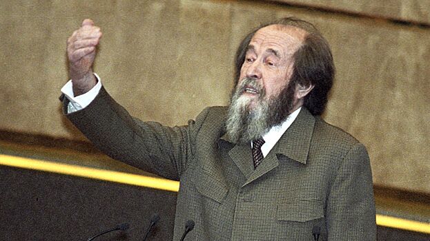 Советский миллионер: сколько денег заработал Солженицын до эмиграции