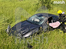 Владелец попавшего в ДТП Ferrari обвинил в ДТП водителя Geely