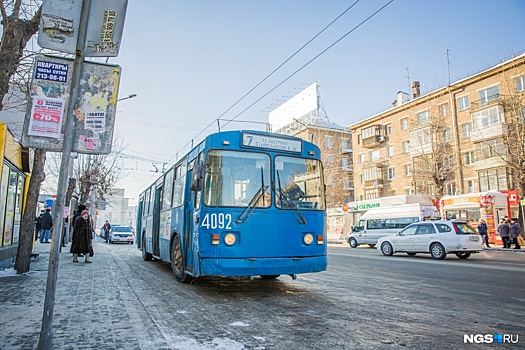 На Бориса Богаткова из-за обрыва проводов встали троллейбусы