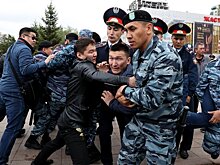 Какие проблемы волнуют население и элиту Казахстана через год после отставки Назарбаева