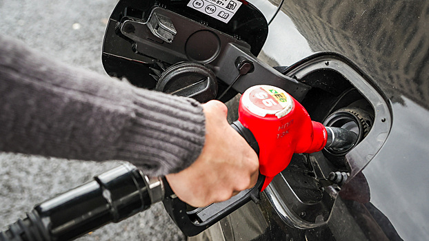Рост цен на бензин снова ускорился
