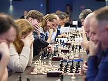 В финале РОСлиги за шахматными досками встретились 16 сильнейших команд корпораций, банков, вузов и общественных объединений