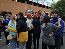 Нижегородцы и гости города исполнили «Вальс Победы» в Кремле