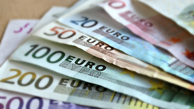 Франузский люксовый универмаг нацелился на онлайн-продажи