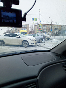 В Екатеринбурге из-за массового ДТП образовалась пробка