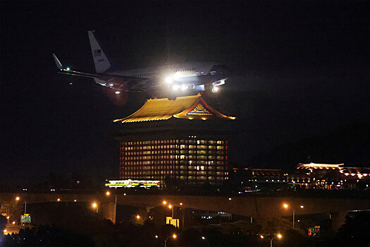 Flightradar: за полетом Пелоси на Тайвань следили около 3 млн человек