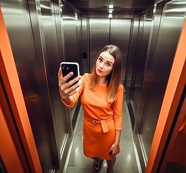 6 причин, почему в лифтах есть зеркала