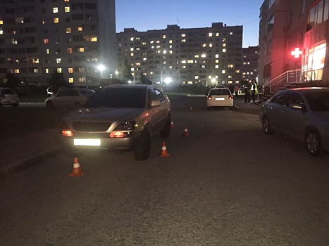 Девятнадцатилетний водитель на Lexus отправил в больницу трехлетнего ребенка