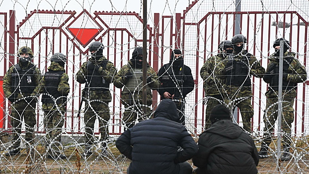 Польша начнет строить забор на границе с Белоруссией