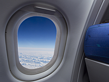 Зачем просят открыть шторки иллюминаторов в самолете