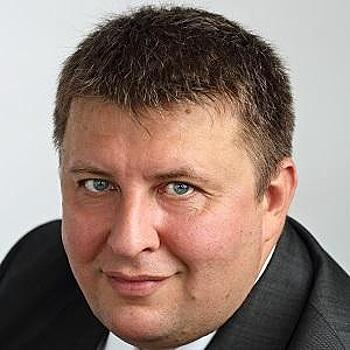 Евгений Васильев и Ко за 300 млн рублей купили 1/3 "Экспанты"