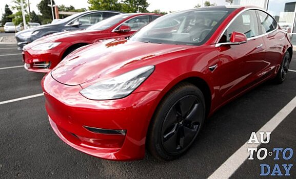 США расследуют смертельные ДТП с участием Tesla на автопилоте