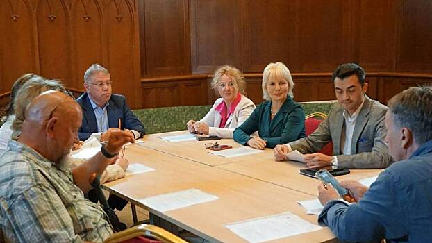 Депутат МГД Святенко: Фотовыставка женщин в погонах раскрывает связь трех поколений