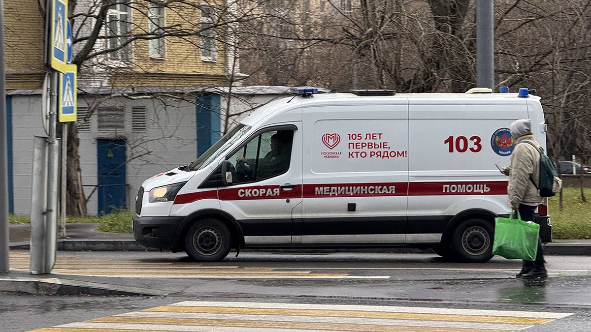 Mash: Лифт сорвался с 12-го этажа жилого дома на юго-западе Москвы