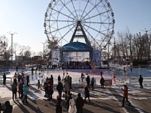 Самый большой на Дальнем Востоке каток открылся в Хабаровске