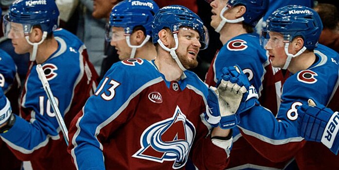 Фантилли с хет-триком, Янковски с дублем и Достал с 31 сэйвом в матче с «Айлендерс» – звезды дня в НХЛ