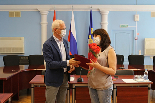 Мать тольяттинца Александра Вязовкина поздравили с успешным выступлением сына на Олимпиаде