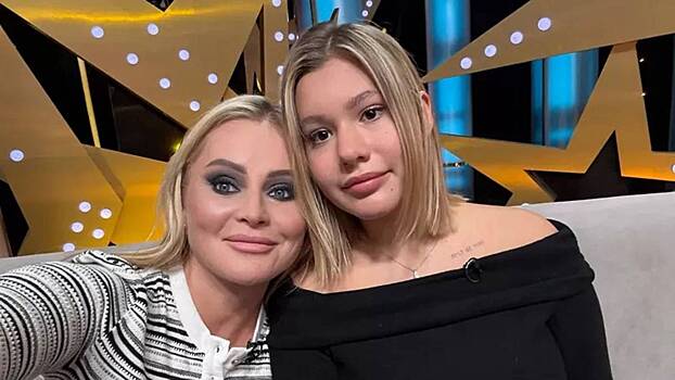 Прорицательница высказалась о будущем Даны Борисовой и ее дочери