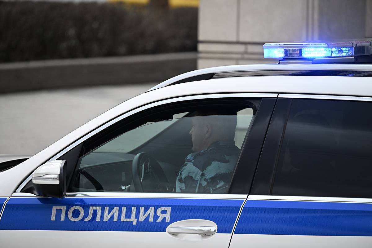 Россиянин изнасиловал женщину и попытался зарезать мужчину