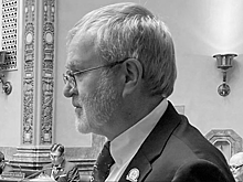 Сенатор США погиб при покосе травы дома