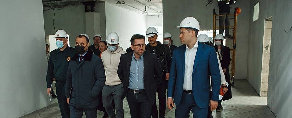 Артамонов рассказал о строительстве второго корпуса школы №10
