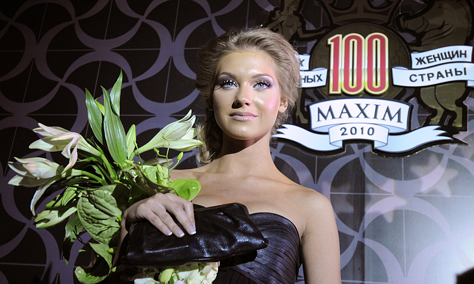 Кристина Асмус на церемонии награждения "100 самых сексуальных женщин страны" по версии журнала MAXIM, 2010 год 