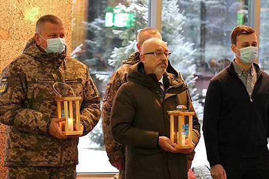 «Стыдоба»: в Сети высмеяли внешний вид министра обороны Украины