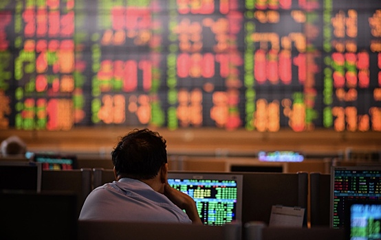 Nikkei: средства инвесторов перетекают из Китая в США