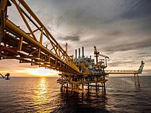 Shell отклонила стратегию с быстрым отказом от нефти