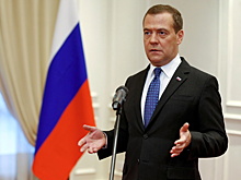 Медведев посочувствовал Зеленскому