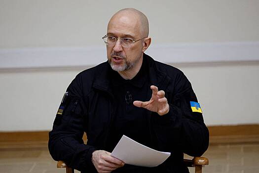 Рада отправила в отставку министра обороны Украины