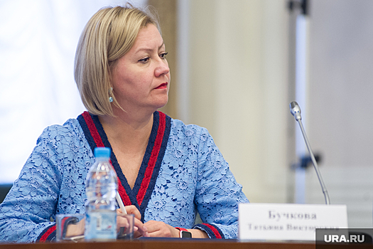 Дмитрий Артюхов рассматривает два варианта смещения Татьяны Бучковой с поста заместителя губернатора