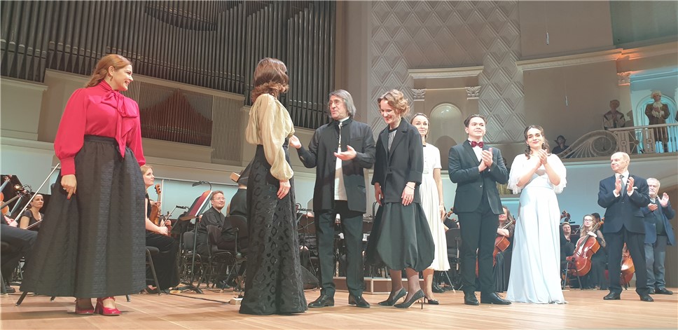 барон мюнхгаузен мхт чехова. александр марин мхт. музыка спектаклей мхт. спектакль чайка мхт им чехова. музыка спектаклей мхт.