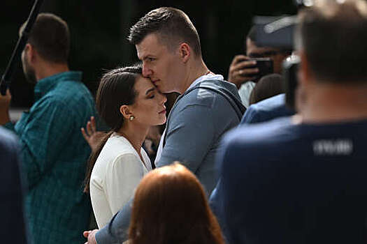 Shot: c cемьи блогерши Лерчек сняли судебный запрет на соцсети