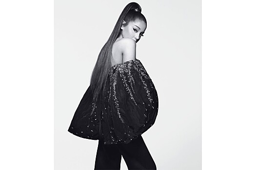 Givenchy представили лукбук FW 2019 с Арианой Гранде