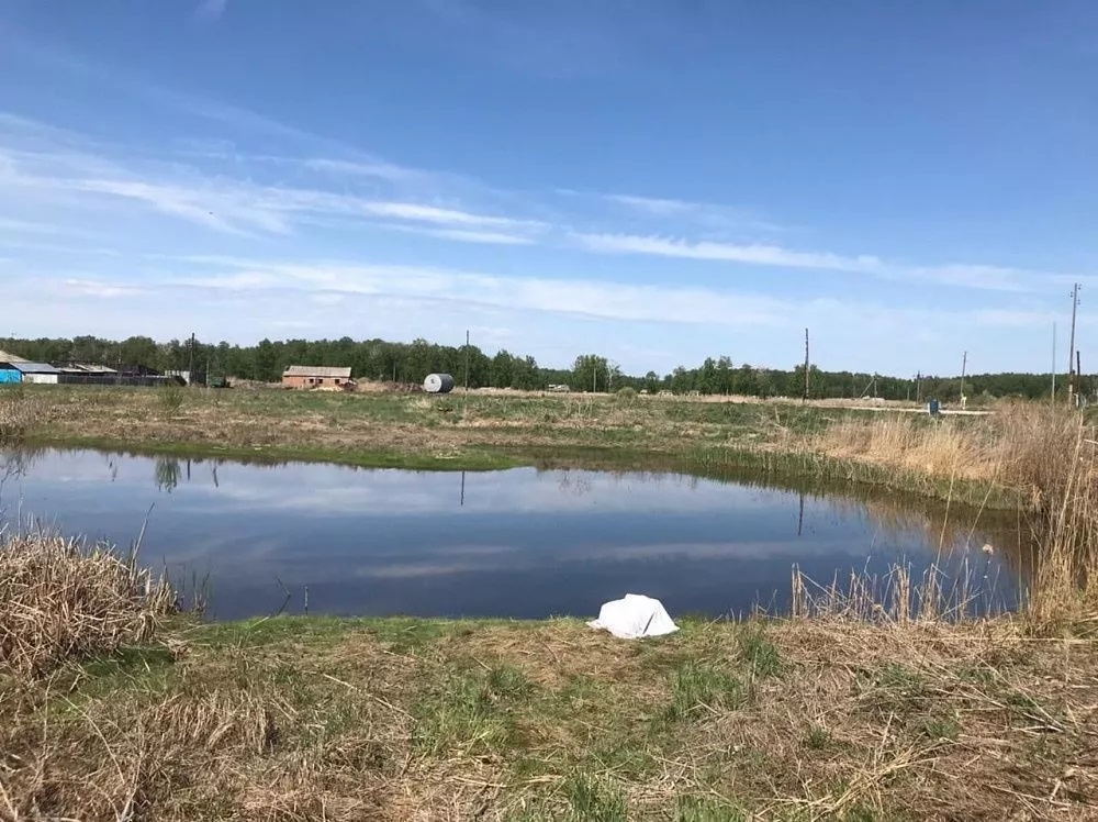 В Новосибирской области водолазы достали из озера тело пропавшего мужчины
