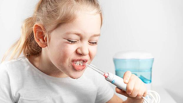 Как пользоваться ирригатором для зубов и кому он нужен