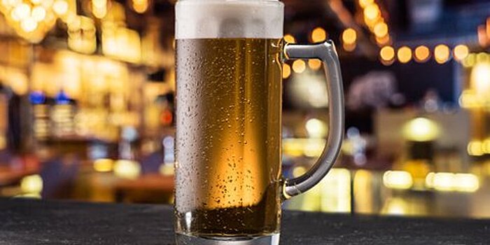 Роспотребнадзор предупредил о росте уровня пьянства в случае возврата пива на стадионы