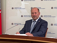 Александр Скрябин предложил способы борьбы с несвоевременным вывозом мусорных пакетов