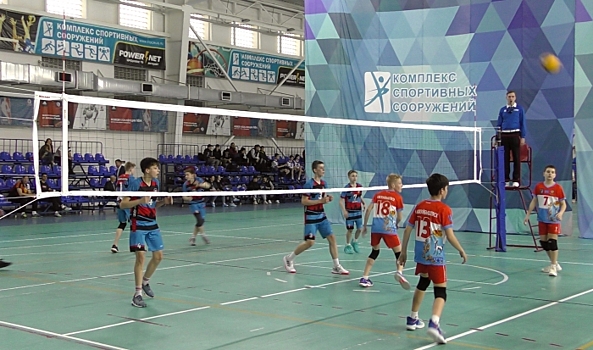 В Волжском выявляют сильнейших юных волейболистов страны