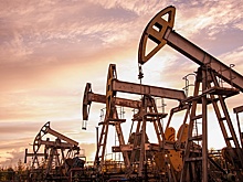 Эксперт Брагин: Геополитика продолжает поддерживать цены на нефть