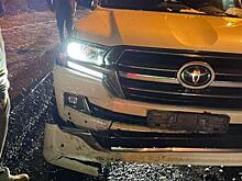 В Тольятти разыскивают водителя Toyota Land Cruiser, который столкнулся с тремя машинами