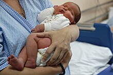 Прозевавшая беременность британка приняла схватки за аппендицит